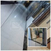 玻璃門上的頑固水漬如何清洗干凈？用納米海綿